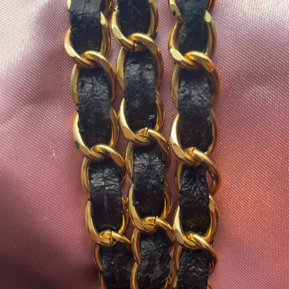 💝 VINTAGE CHANEL 31 RUE CAMBON CHAIN BELT 💝 trades welcome ⭐️ - Picture 6 of 12